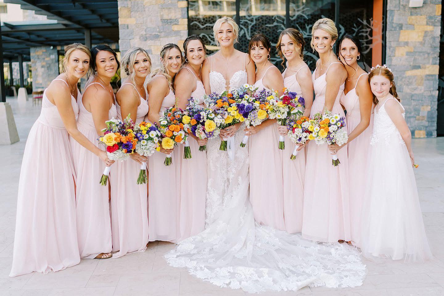 peinado y maquillaje para damas de honor y novia